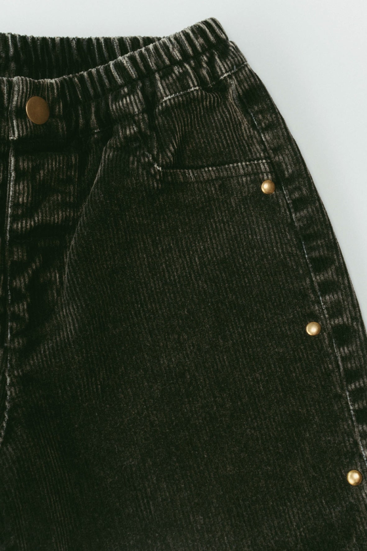 Embellished Corduroy Pants(black)