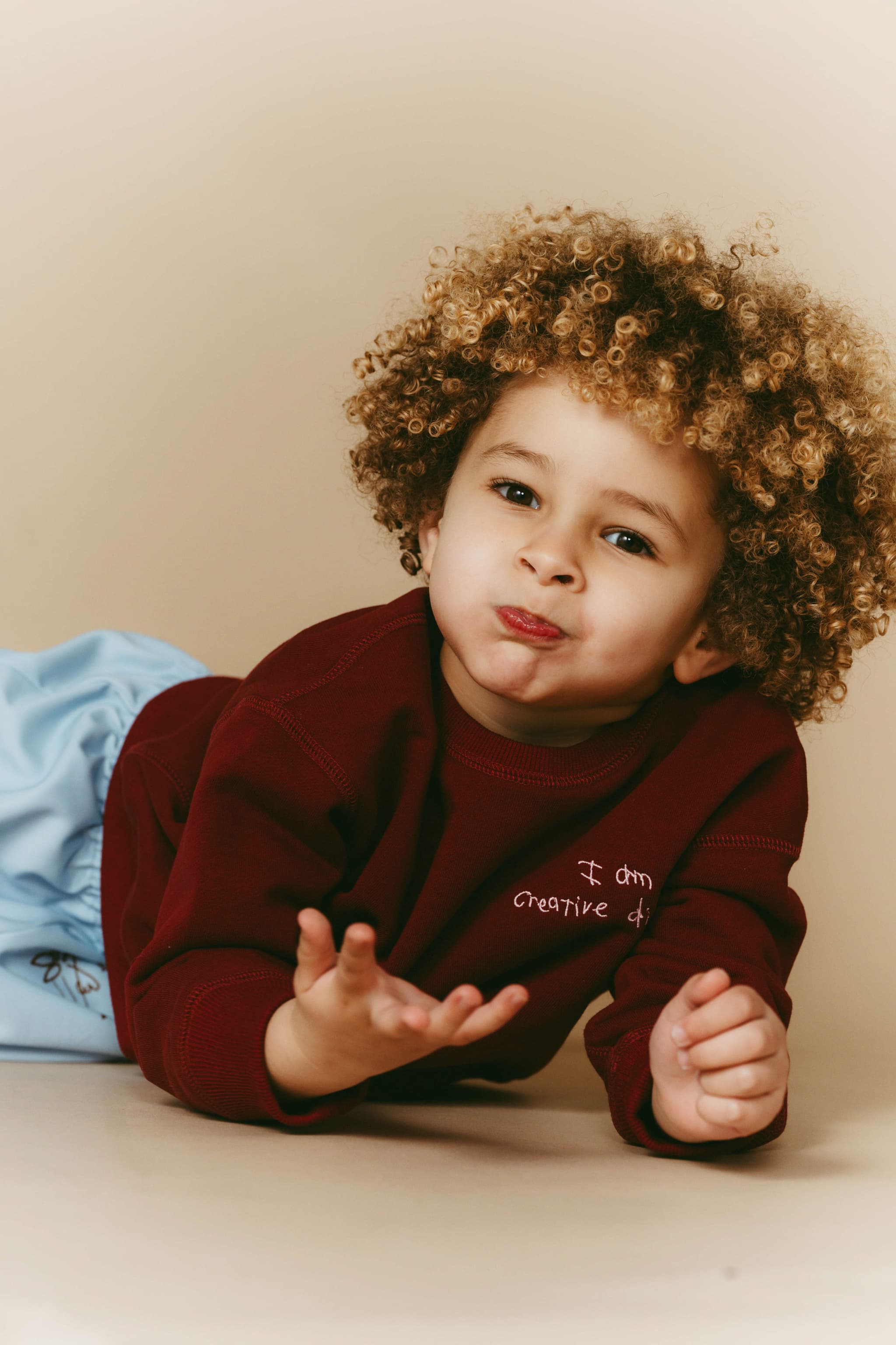 “Creative Director” Sweatshirt(bordeaux)