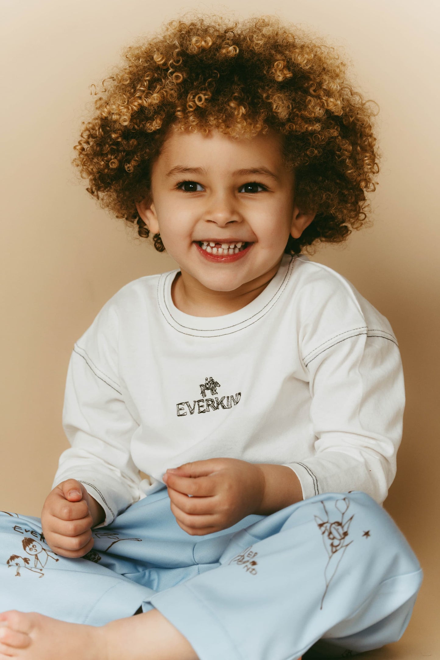 Embroidered Long-sleeve T-shirt(ivory)